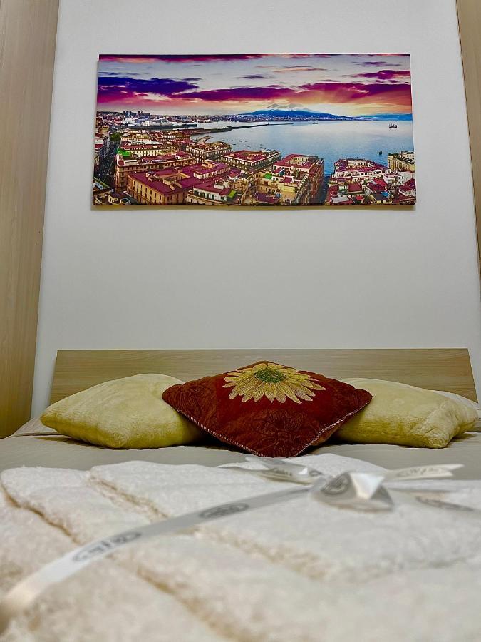 Materday Apartment Наполи Екстериор снимка
